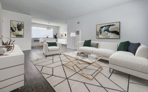 Interior Photo - 11676 Chenault Street