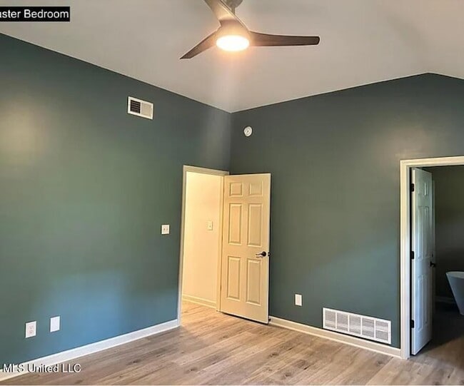 Building Photo - 8349 Regal Bend Dr