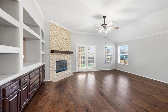 Building Photo - 11415 Yoakum Dr