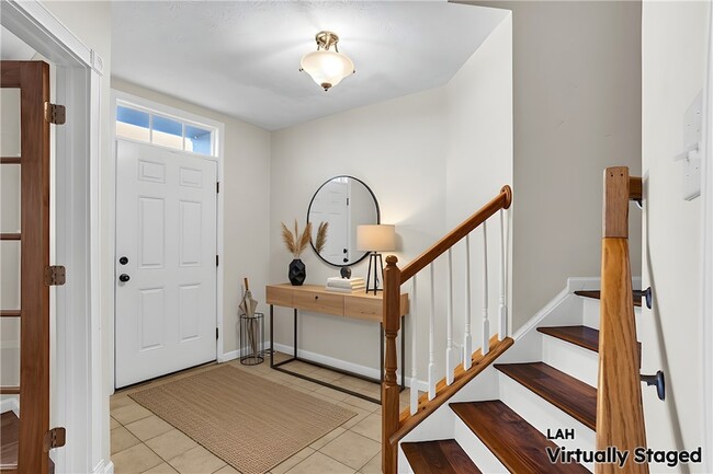 Building Photo - 704 Park Plaza E