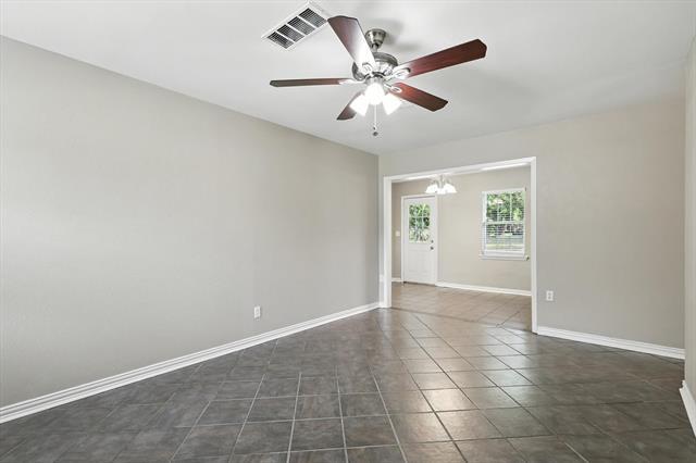 Building Photo - 106 Tarrant Dr