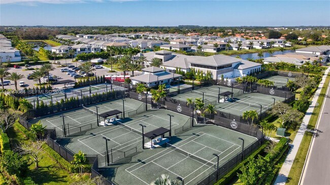 Building Photo - 8525 Crystal Downs Ave