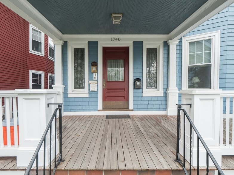 Building Photo - 777 Columbia Rd