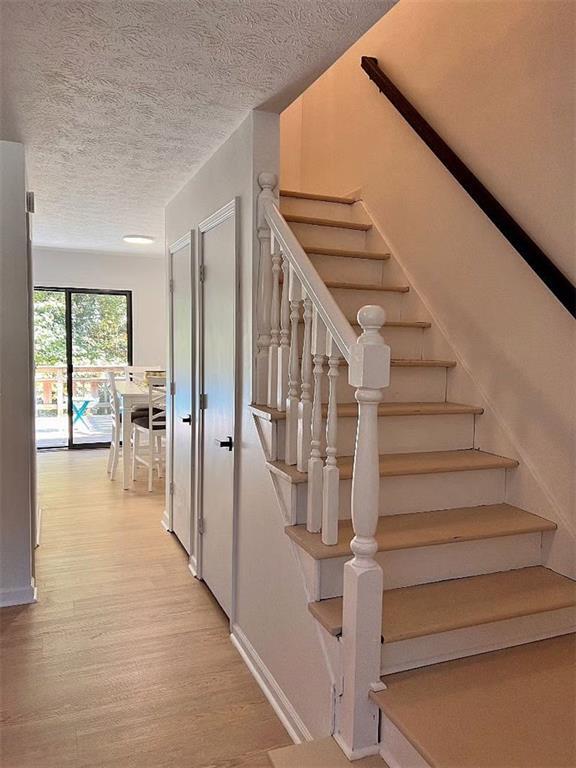 Building Photo - 5128 Rocky Hill Dr SW