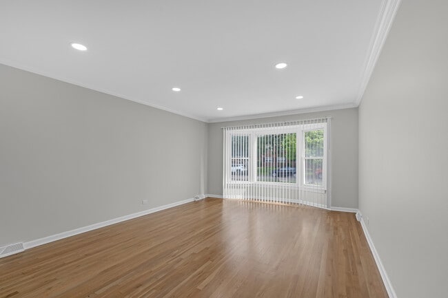 Building Photo - 1132 Brighton Pl