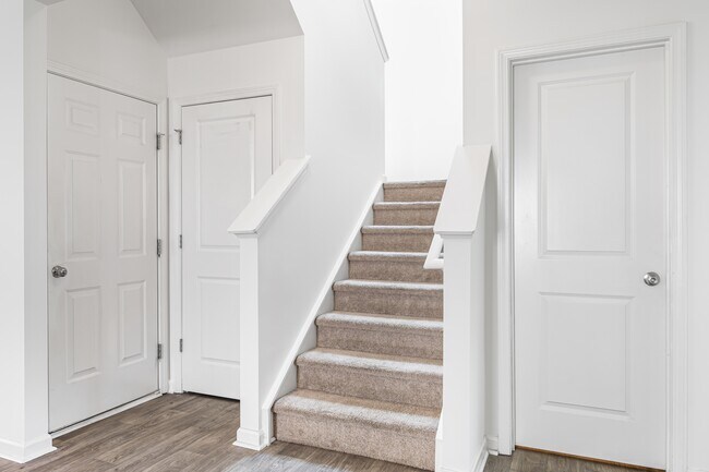 Building Photo - 4213 Stockbrook Dr