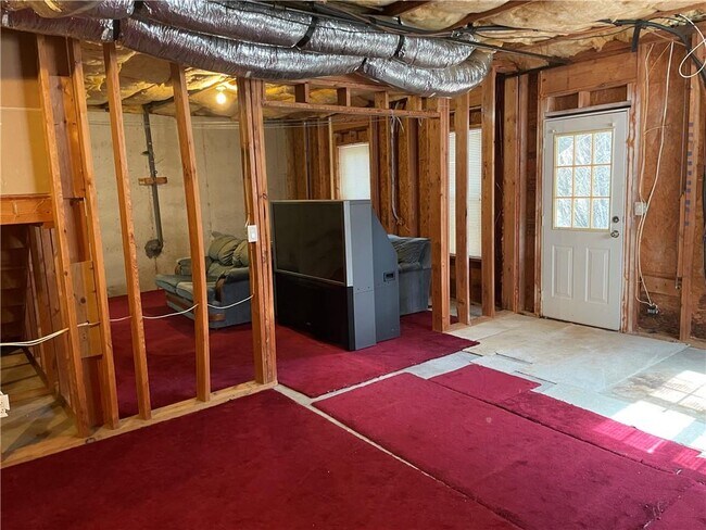 Building Photo - 1594 Hampton Hollow Trail