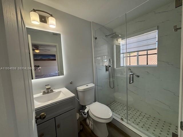 Building Photo - 712 Tulip Cir