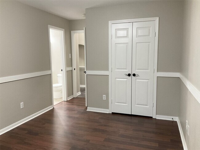 Building Photo - 43 N Merryweather Cir