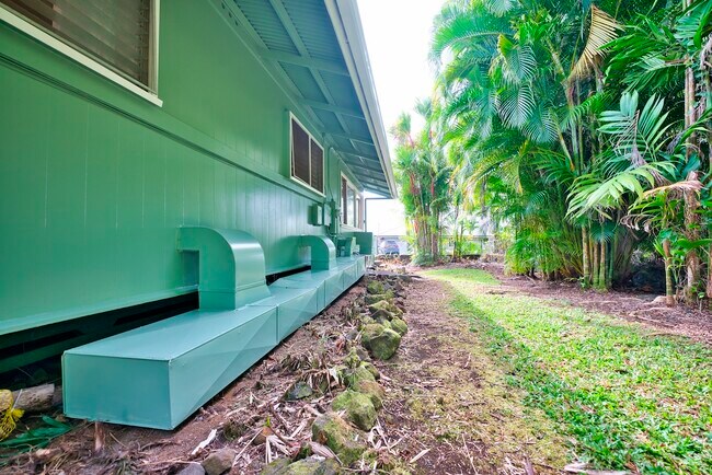 Building Photo - 64 Kaapuni Loop