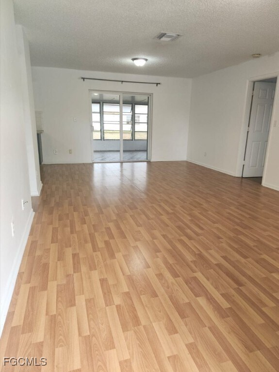 Building Photo - 112 Kerr Cir