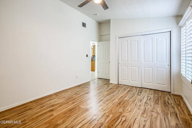 Building Photo - 6289 Cosecha Luna Cir