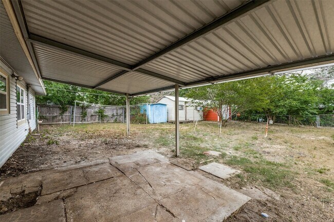 Building Photo - 2908 Scottsbluff Dr