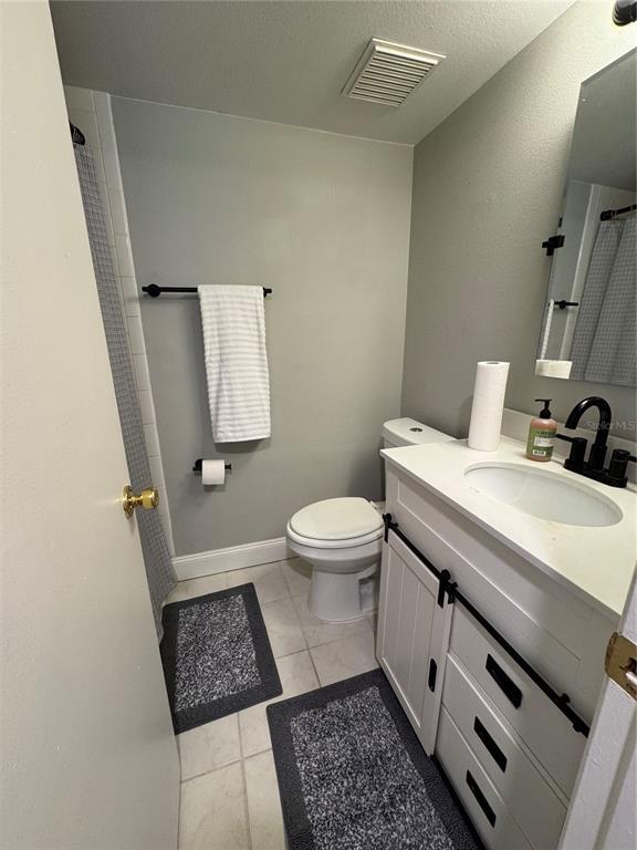 Building Photo - 109 Pine Ct