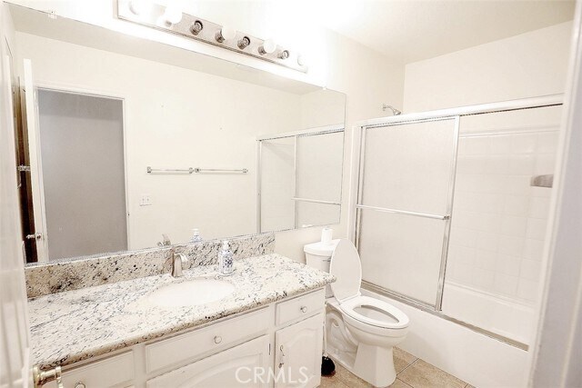 Building Photo - 25406 Blackthorne Dr