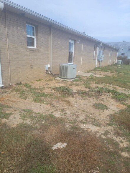 Building Photo - 1145 Bethlehem Church Rd