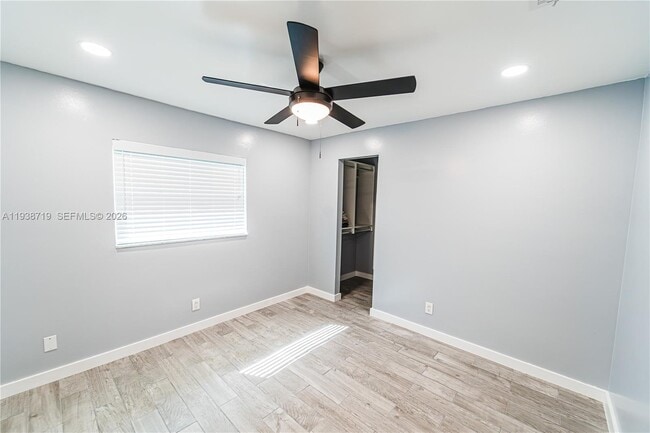 Building Photo - 8107 NW 74th Ave