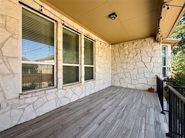 Building Photo - 4200 Rainy Creek Ln