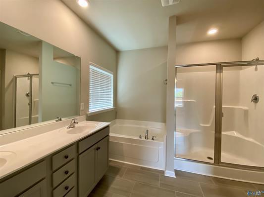 Building Photo - Beautiful home in Twin Lakes!