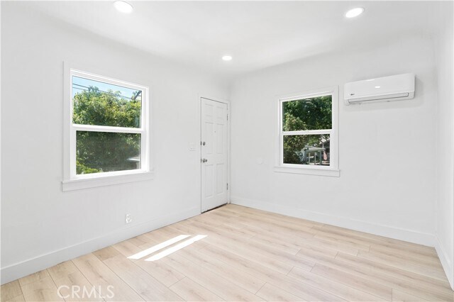 Building Photo - 2240 6th St