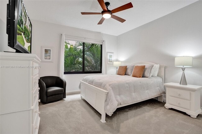 Building Photo - 925 Oak Harbour Dr