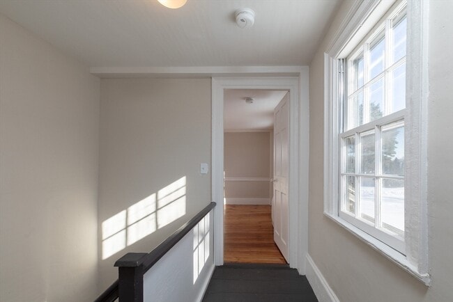 Building Photo - 21 Gardner St