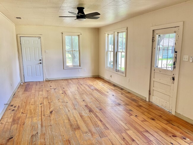 Primary Photo - 4488 Lemonwood Dr