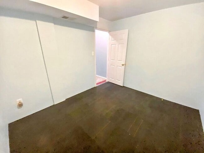 Building Photo - 10104 Terrace Ct