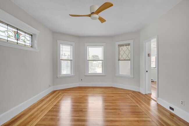Building Photo - 228 Harvard St