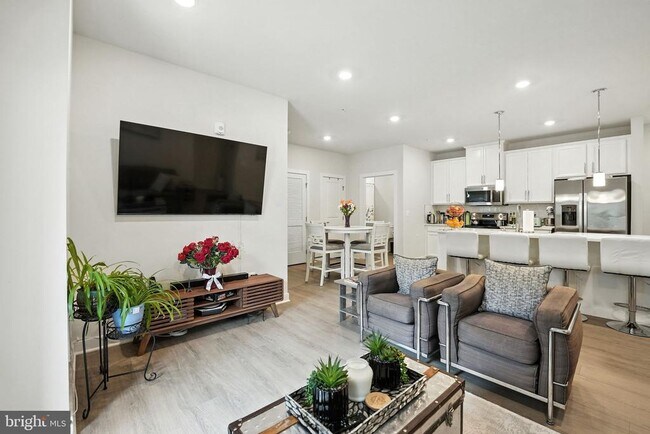Building Photo - 12865 Mosaic Pk Wy