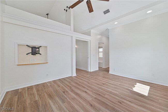 Building Photo - 6941 Hunters Rd