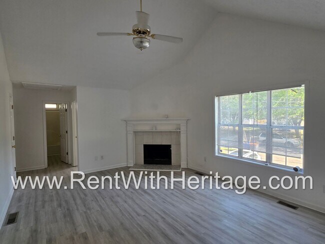 Building Photo - Amazing 3 Bedroom/ 2 Bath Home / Semi Finished Basement /  Exercise Room or Flex Room / Beautiful...