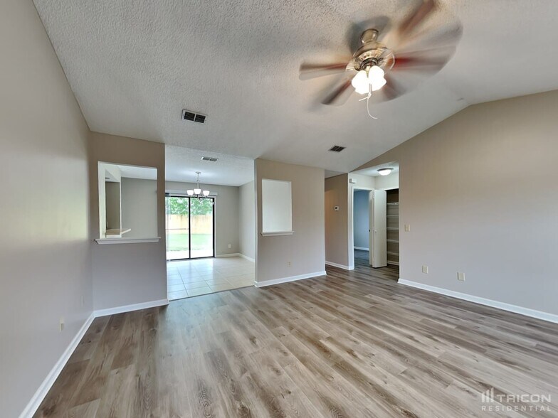 Building Photo - 3240 Avocet Ln
