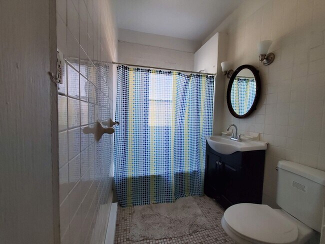 Building Photo - 1334 Dartmouth St