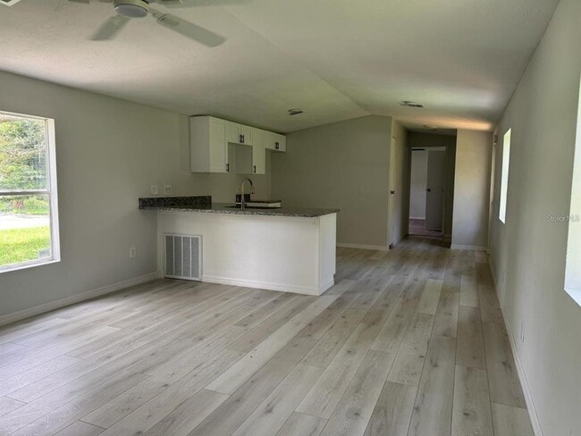 Building Photo - 9053 Bourbon St