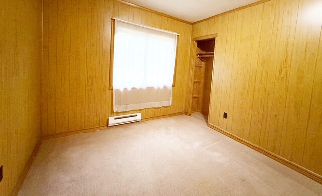 Building Photo - 7515 Grahns Ln NE