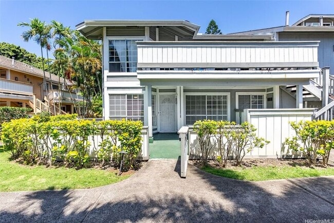 Building Photo - 605 Mananai Pl