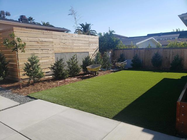 Building Photo - 804 Clark Ave