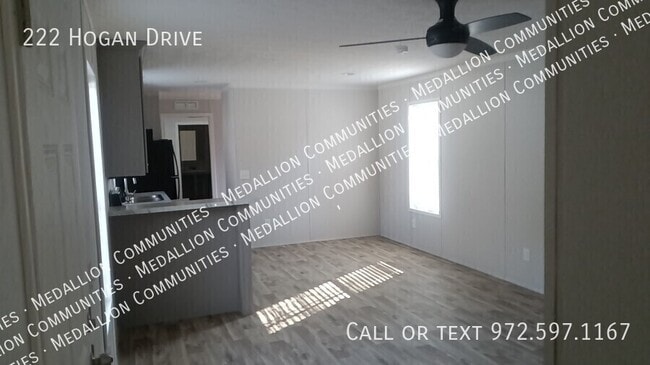 Building Photo - 222 Hogan Dr