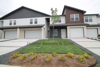 Building Photo - Upscale Four-Bedroom Townhome!