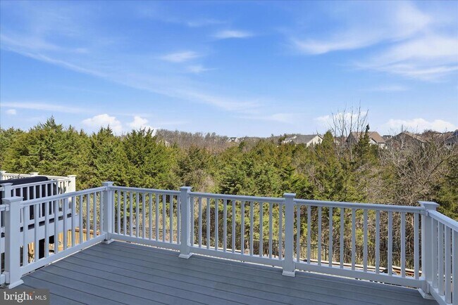 Building Photo - 166 Trout Lily Dr