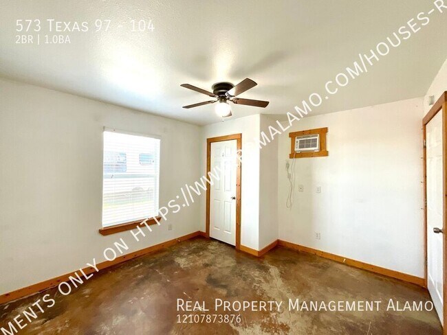 Building Photo - 573 TX-97