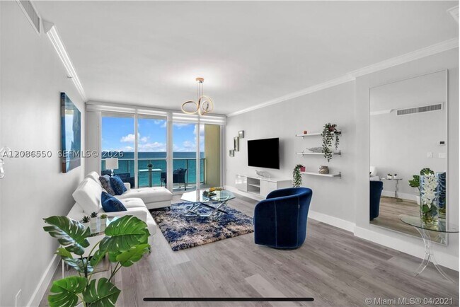 Building Photo - 2501 S Ocean Dr