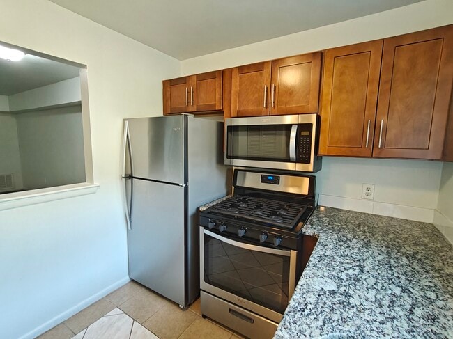 Building Photo - 10 S Indian Valley Ct
