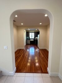 Building Photo - 1416 Dahlia Loop