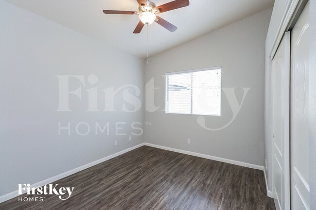 Building Photo - 113 N Warren St