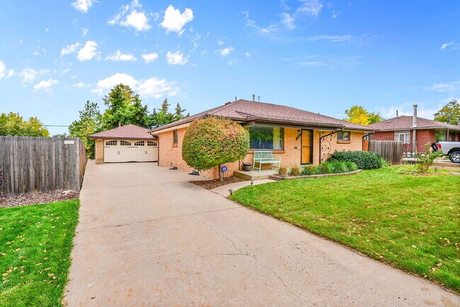 Primary Photo - $3,195.00 - 3 Bedrooms, 2 Bathrooms Single...