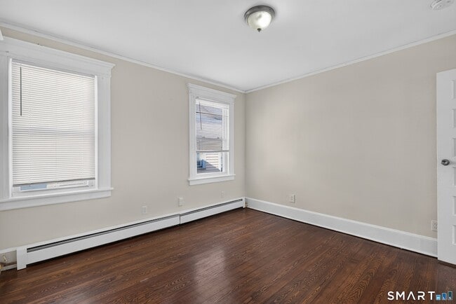 Building Photo - 40-44 Vine Street Unit 3