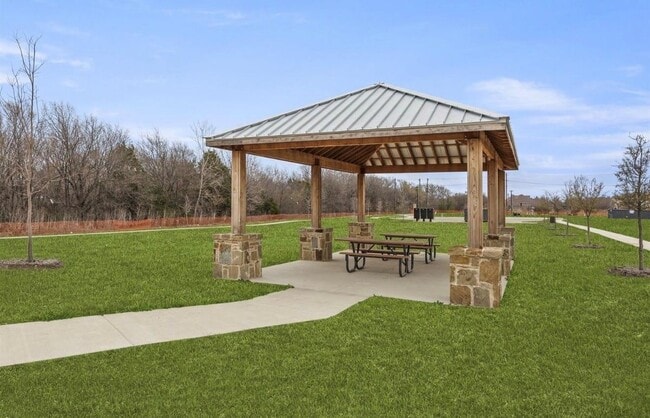 Building Photo - 1064 Old Rosebud Dr