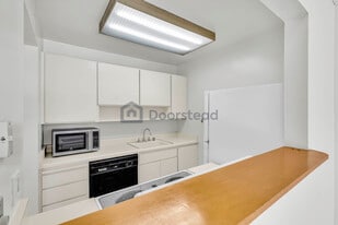 Building Photo - 310 N Civic Dr